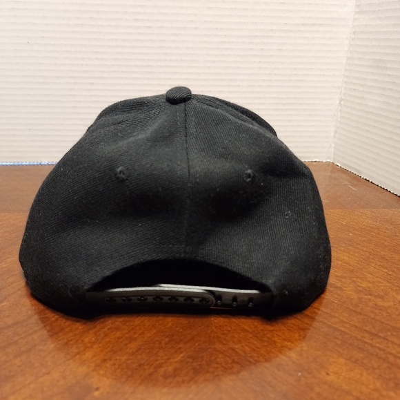 1990s Basketball 23 Legend Chicago Bulls Hat Black Red Gold snapback - Picture 3 of 6